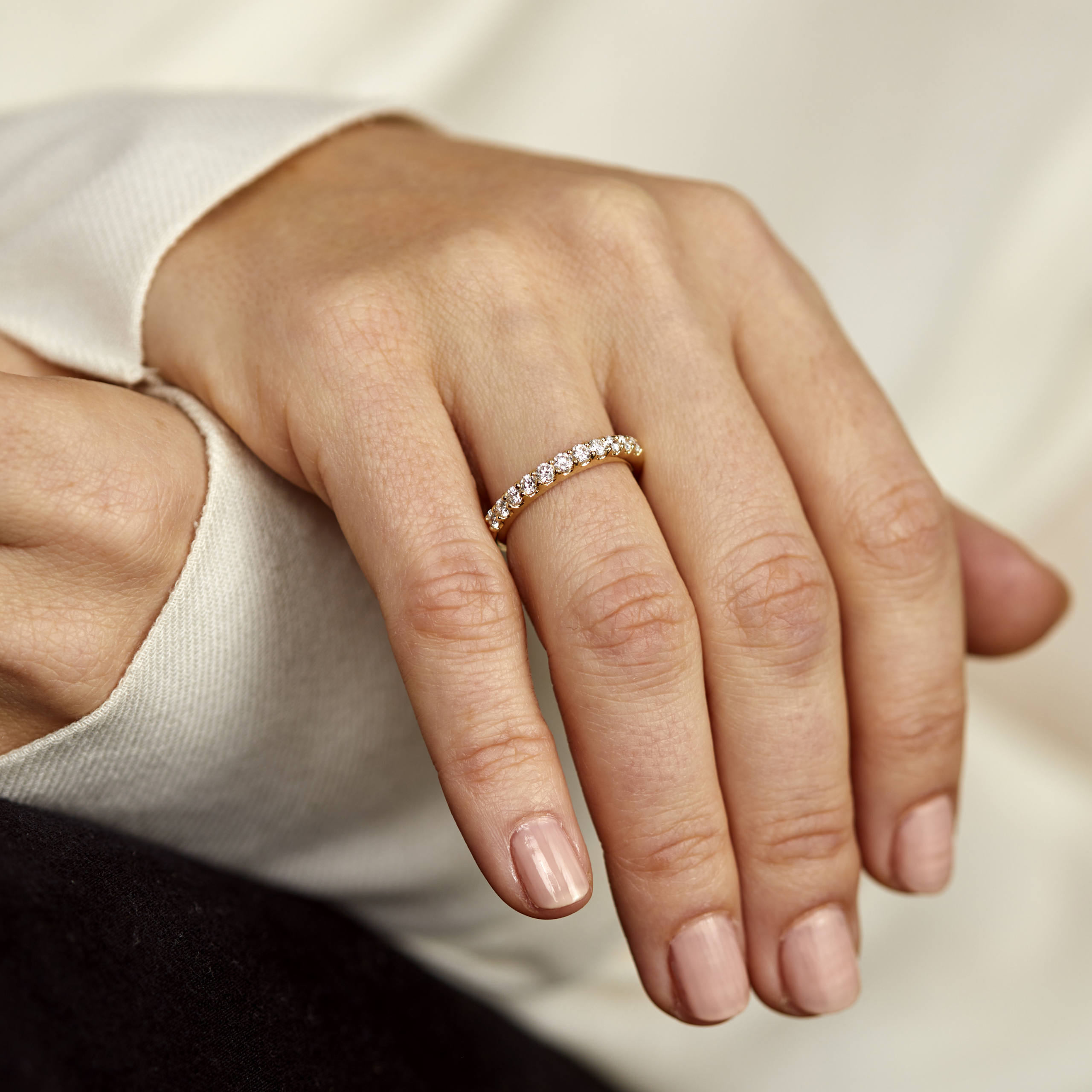 Clear Carats AneLora alliancering i 14 kt. guld og 0.50 ct. diamanter 6 Clear Carats AneLora alliancering i 14 kt. guld og 0.50 ct. diamanter - Billede 6