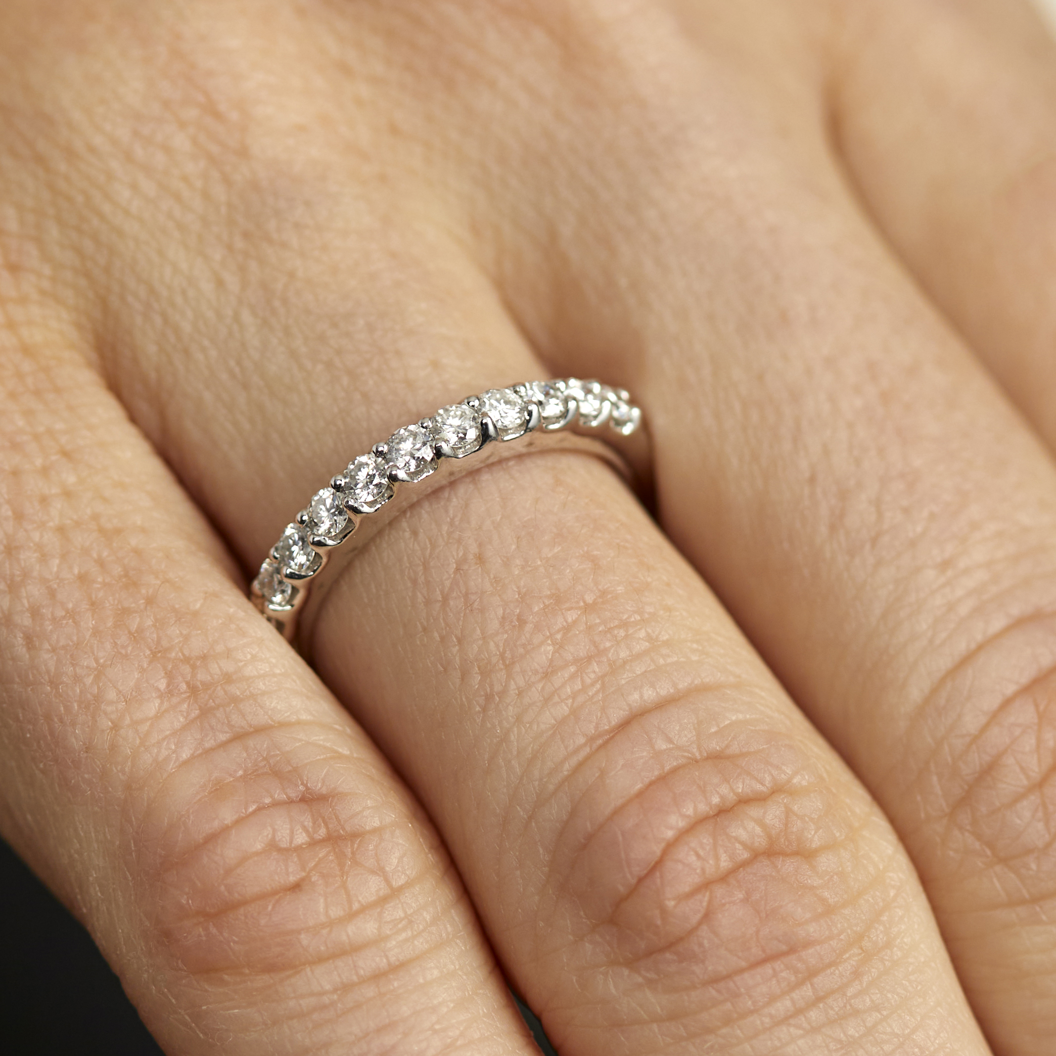 Clear Carats AneLora alliancering i 14 kt hvidguld og 0.50 ct. diamanter 7 Clear Carats AneLora alliancering i 14 kt hvidguld og 0.50 ct. diamanter - Billede 7