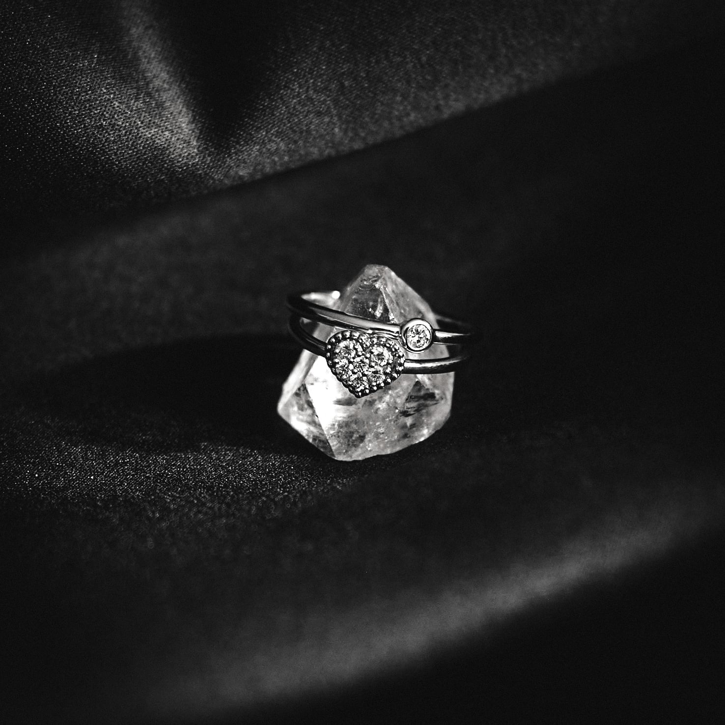 "Small dots" solitairering i 14 kt hvidguld og 0.08 ct. 4 "Small dots" solitairering i 14 kt hvidguld og 0.08 ct. - Billede 4