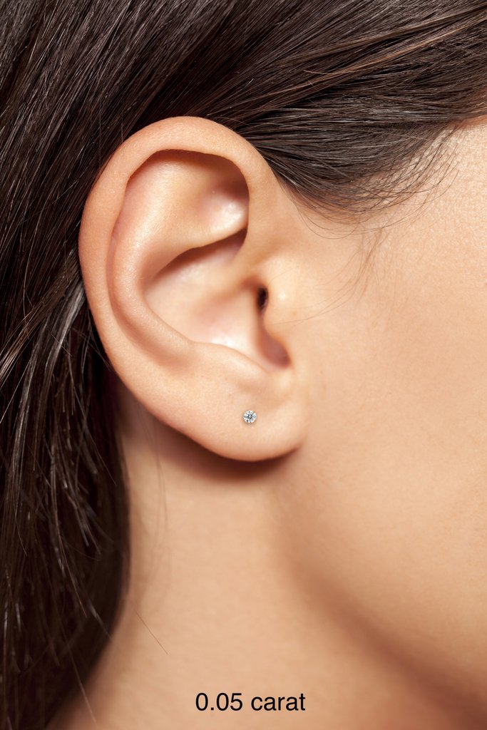 Stars solitaire ørestikker i 14 kt. hvidguld 4 modelbillede