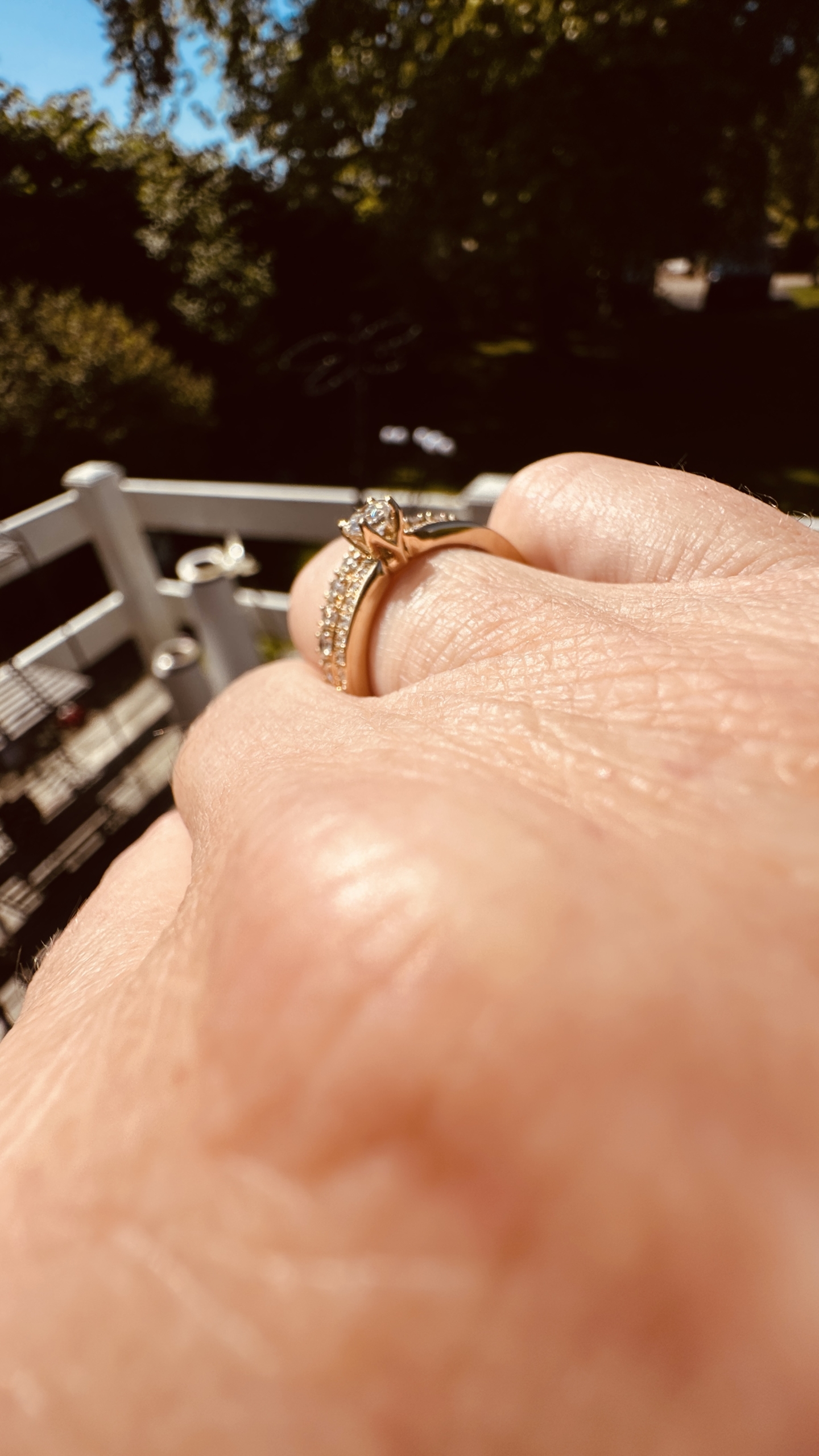 Solitaire ring i 14 kt. guld eller hvidguld fra 0.41 ct. diamanter 7 Solitaire ring i 14 kt. guld eller hvidguld fra 0.41 ct. diamanter - Billede 7